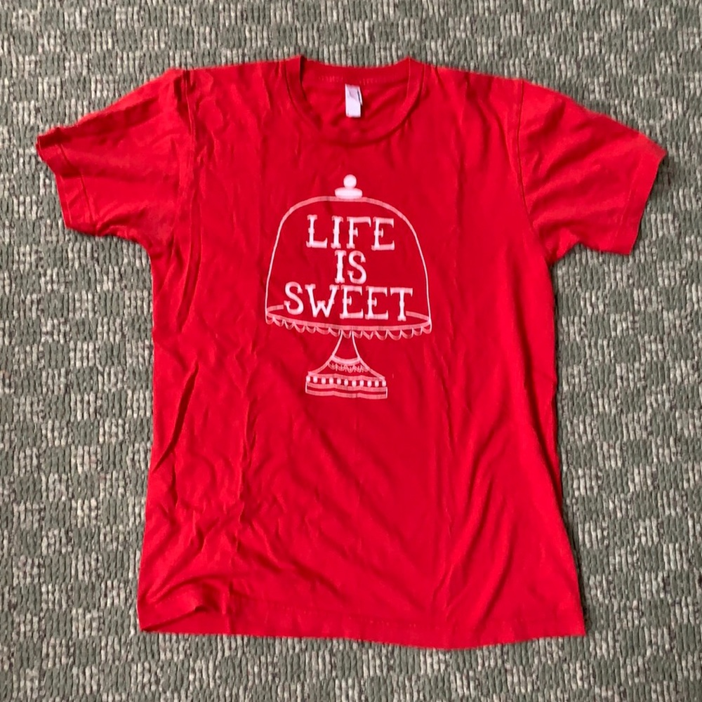 Red graphic life is sweet T-shirt